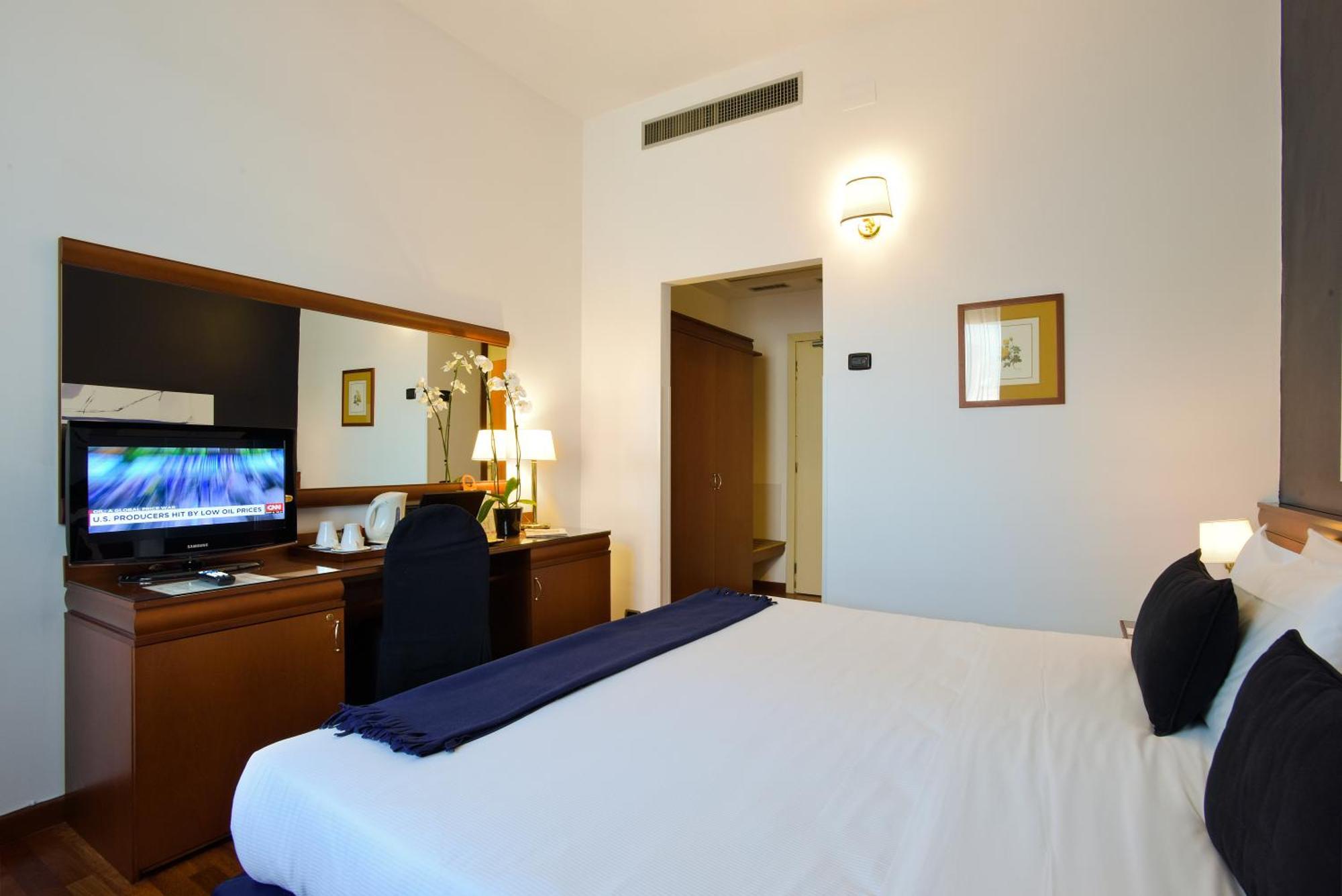 Grand Hotel Tiberio Roma Phòng bức ảnh